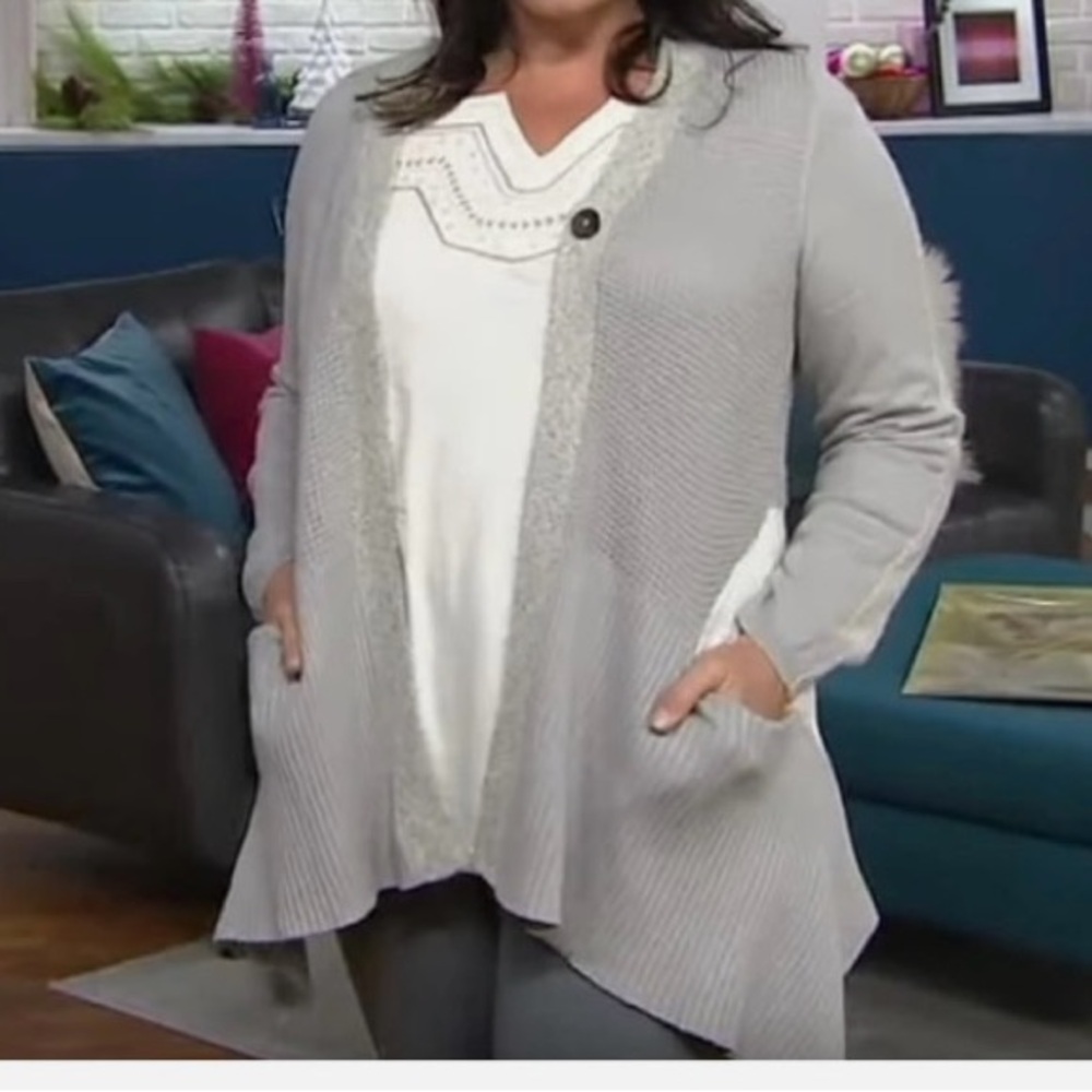 LOGO by Lori Goldstein Textured Gray Knit